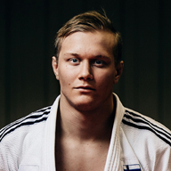 Oskari Mäkinen värikuva pieni